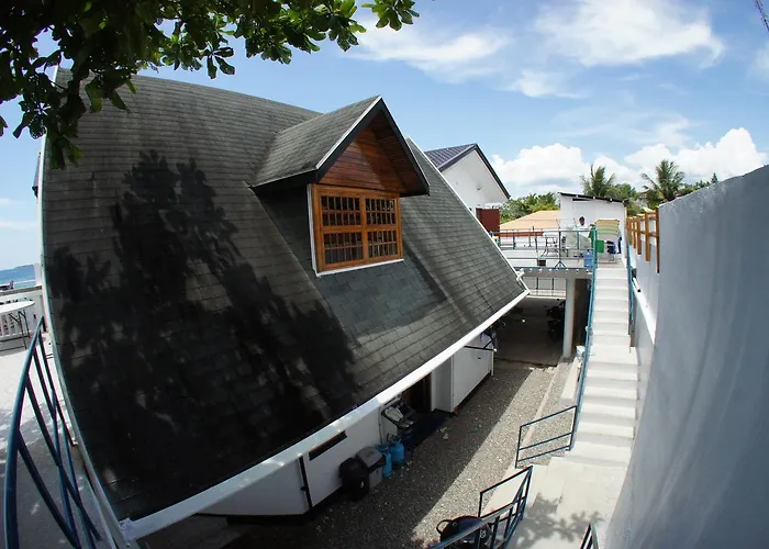 Shaka Traveler's Place (adults Only) Moalboal