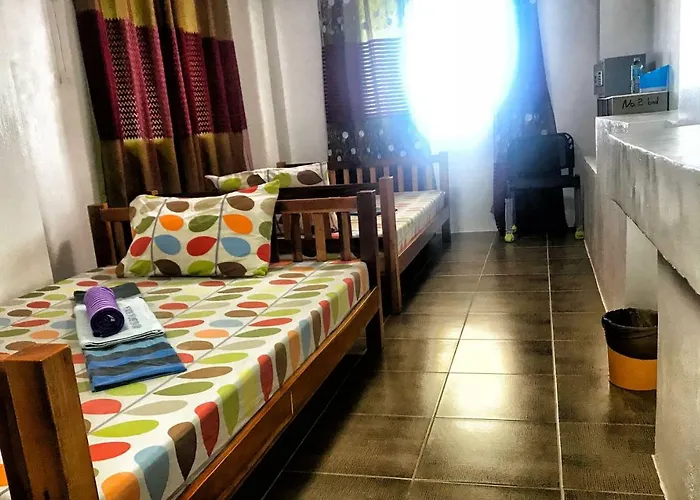 Shaka Traveler's Place (adults Only)